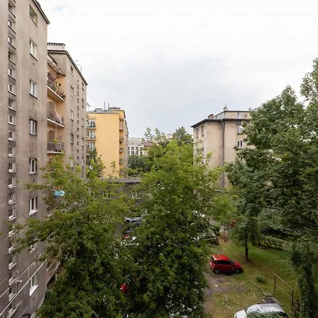 Slowacki Avenue Family Cracow By Renters Apartment