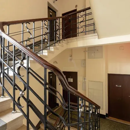 Slowacki Avenue Family Cracow By Renters *