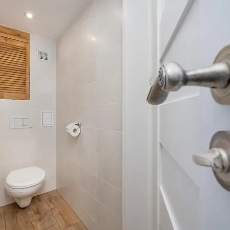 Slowacki Avenue Family Cracow By Renters * Krakow